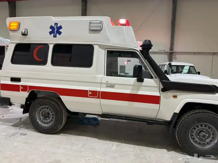 إيجار تويوتا اسعاف 4x4 و 4x2 1