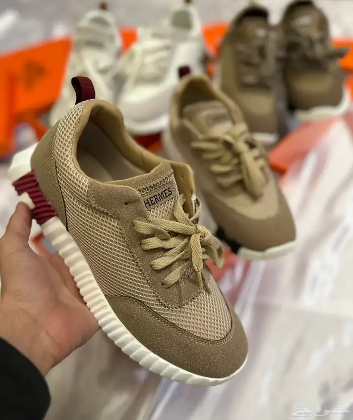 شوزات رجالي ماركة هرمز 2