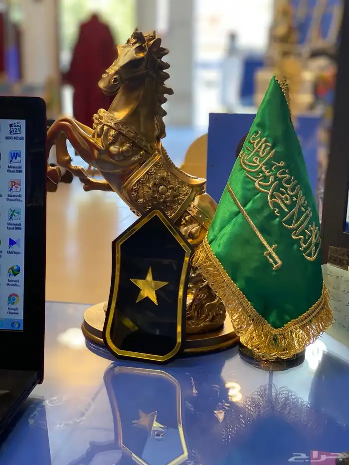 هدايا تخرج ضباط 8