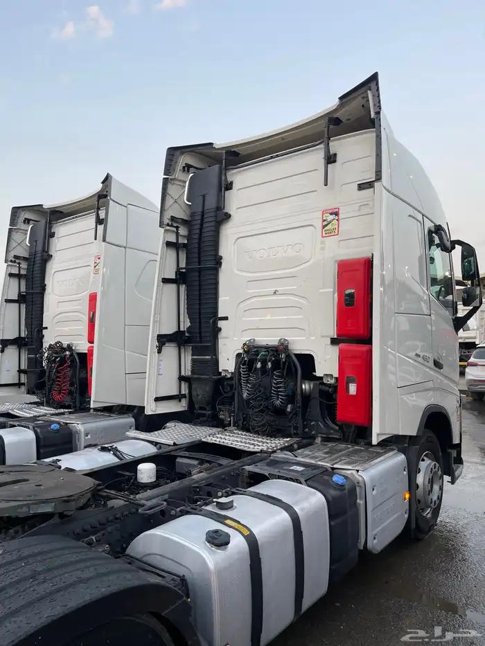 راس شاحنة فولفو 2021 - FH 460 9