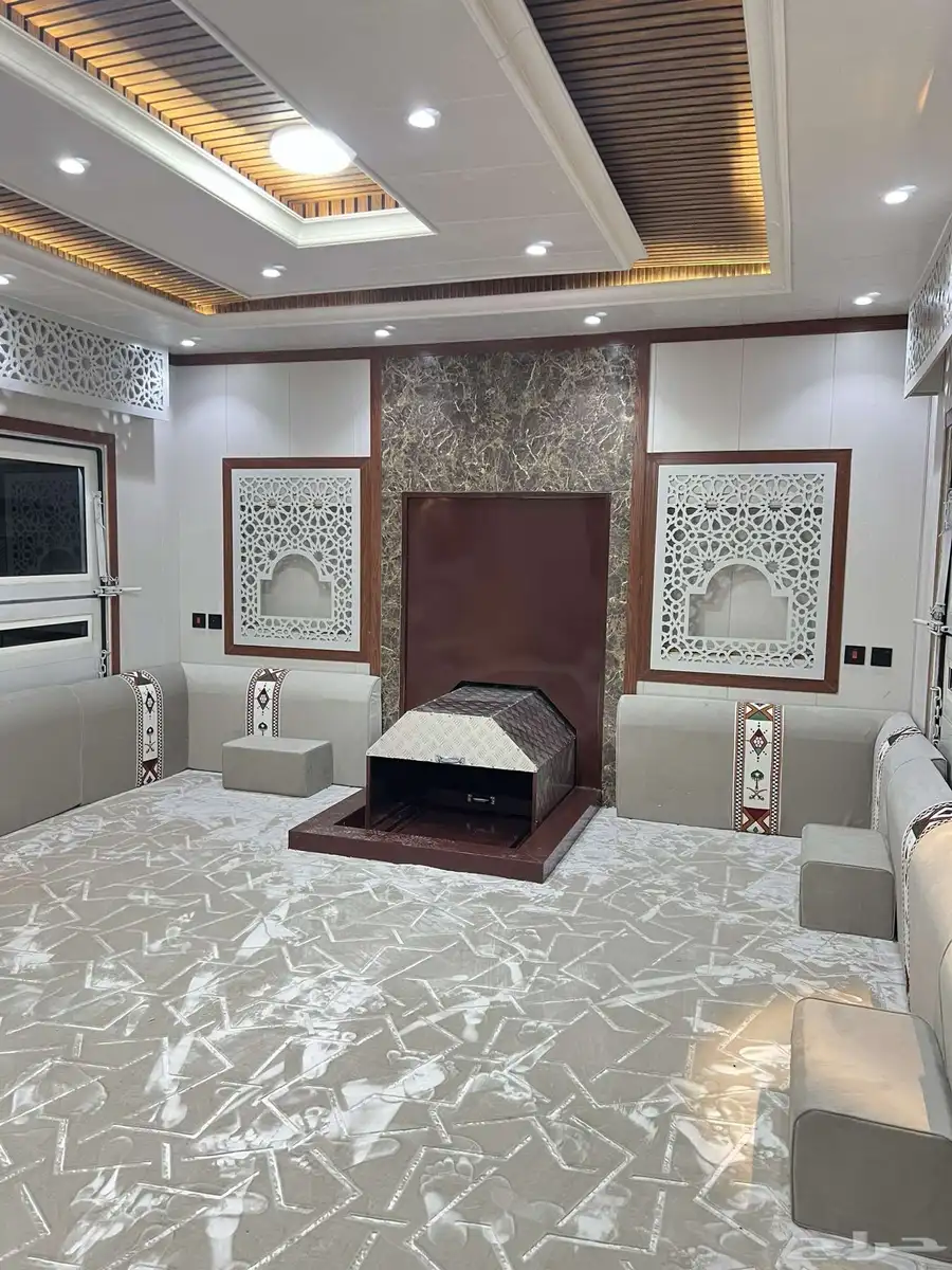 كرفان ملكي فاخر 13 متر عرض 4 0