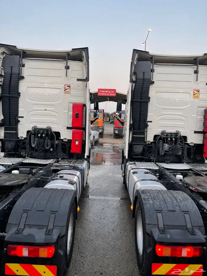 راس شاحنة فولفو 2021 - FH 460 11