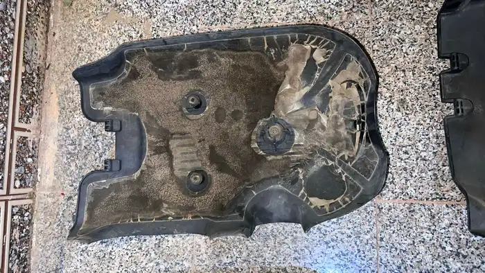 غطاء مكينه جمس 8