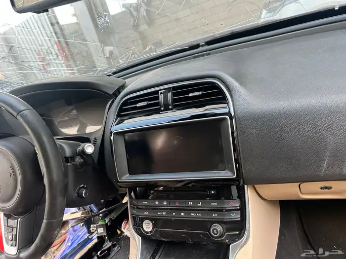 جاكوار xe Jaguar 15
