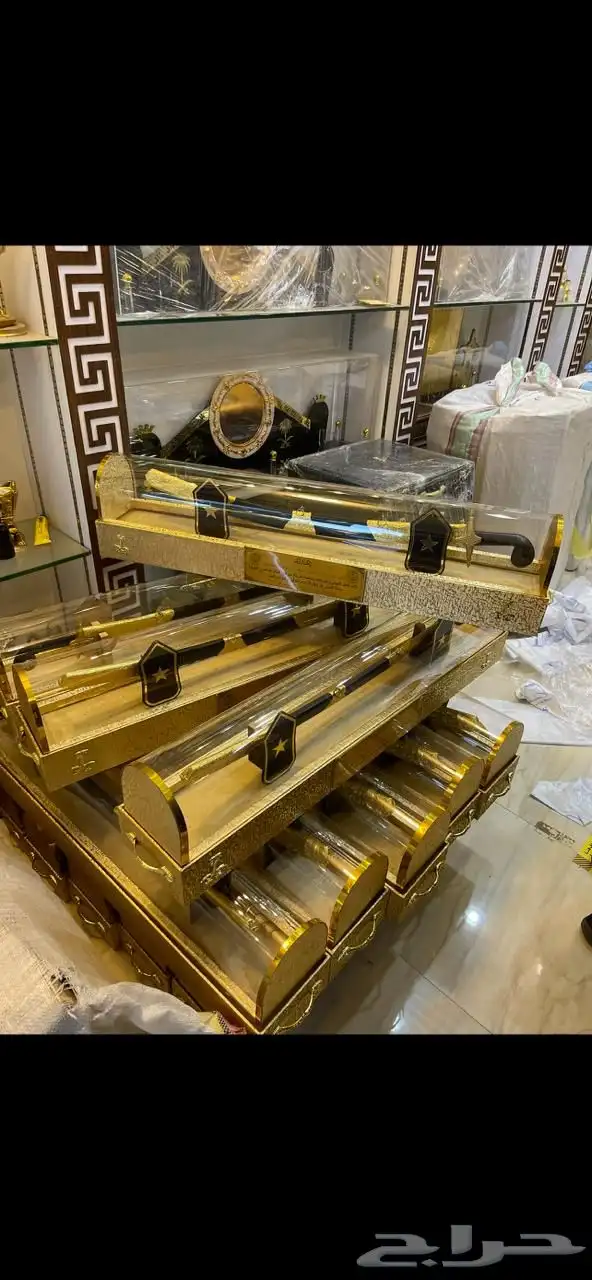هدايا تخرج ضباط 12