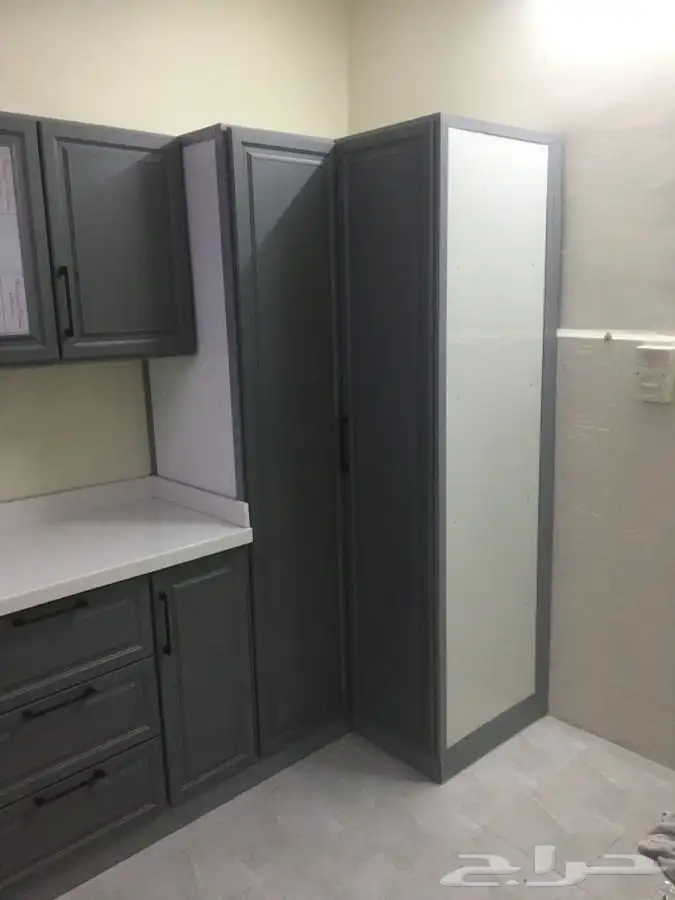 تفصيل مطابخ وغرف النوم وكنب على حسب الطلب 0