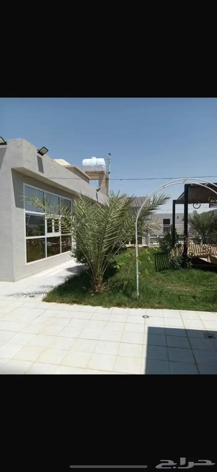 استراحه للبيع في عريض 0