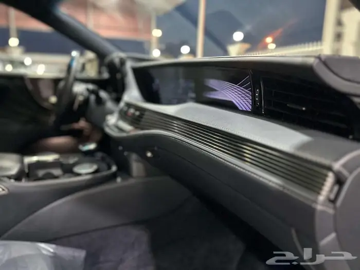Lexus LS 500 10