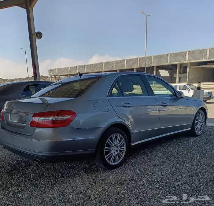 تم البيع مرسيدس E 300 1