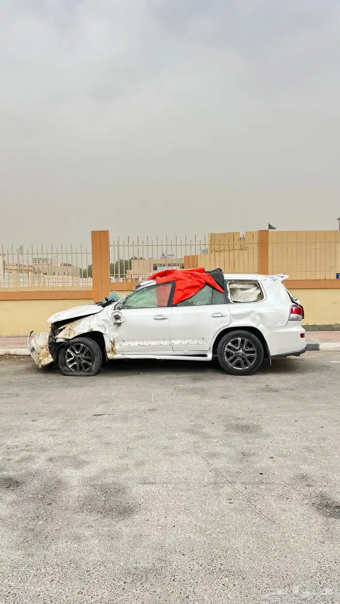 لكزس 2014 dd فل كامل 4
