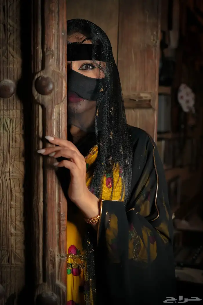 سعودية مصورة محترفة وخبرة بتصوير 8