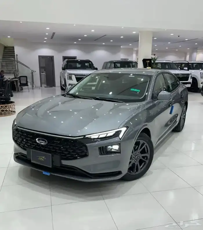 فورد تورس امبيانتي قسط 1749 شهريا 6