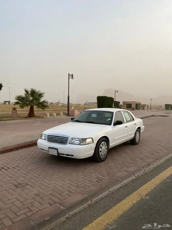 فورد فكتوريا 2010 2