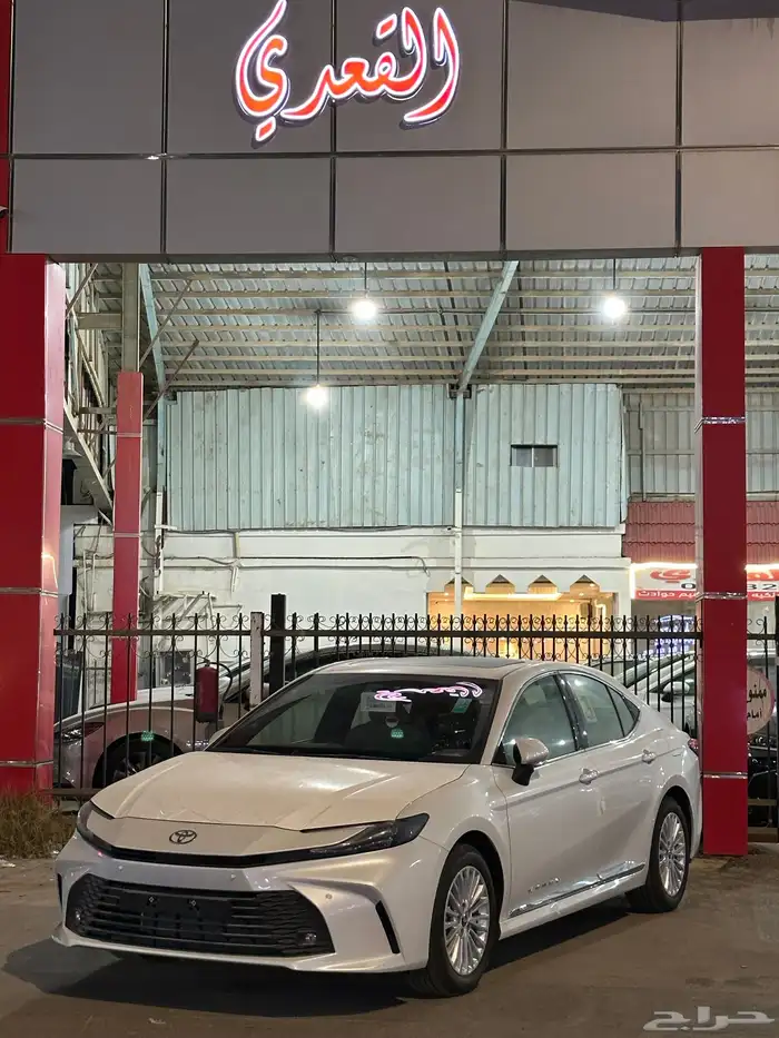 كامري 2025 LE بنزين سعودي لدى معرض سامي القعدي للسيارات 7