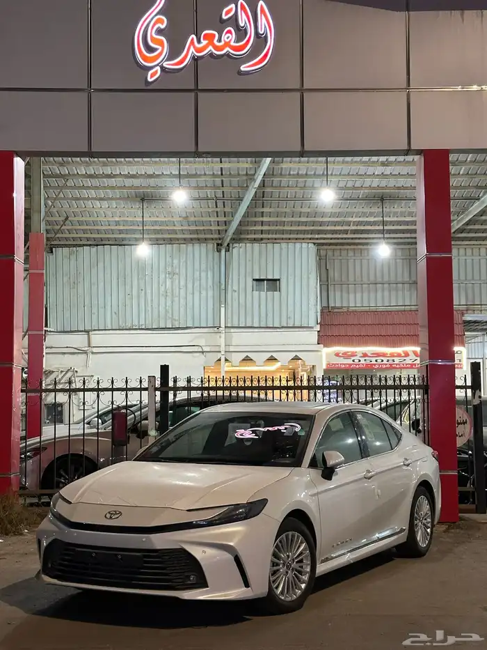 كامري 2025 LE بنزين سعودي لدى معرض سامي القعدي للسيارات 8