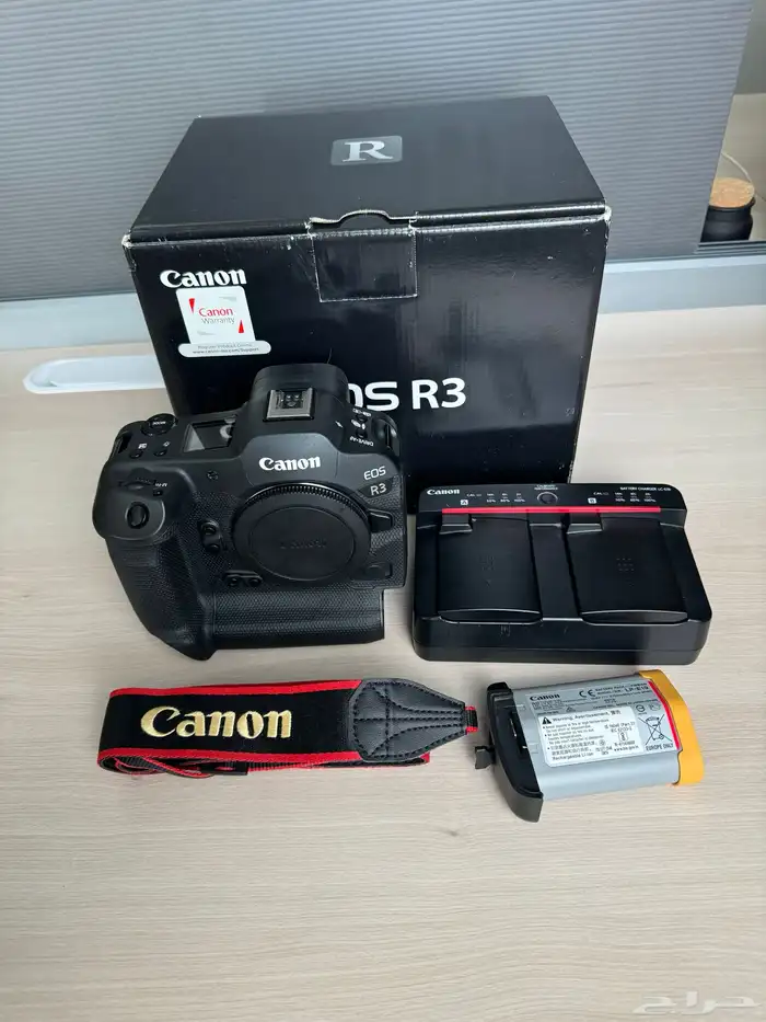 canon R3 - كانون ار 3 0