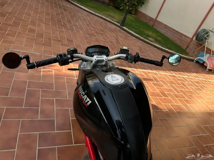 للبيع دوكاتي مونستر 796 2014 Ducati monster 1