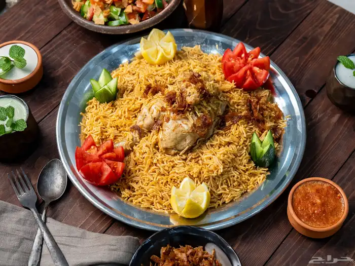 سعودية مصورة محترفة وخبرة بتصوير 10