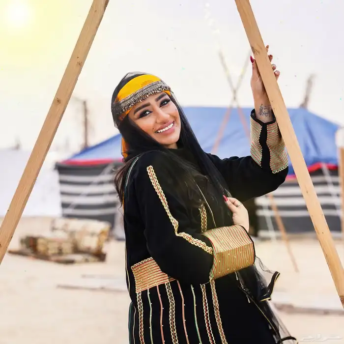 سعودية مصورة محترفة وخبرة بتصوير 0