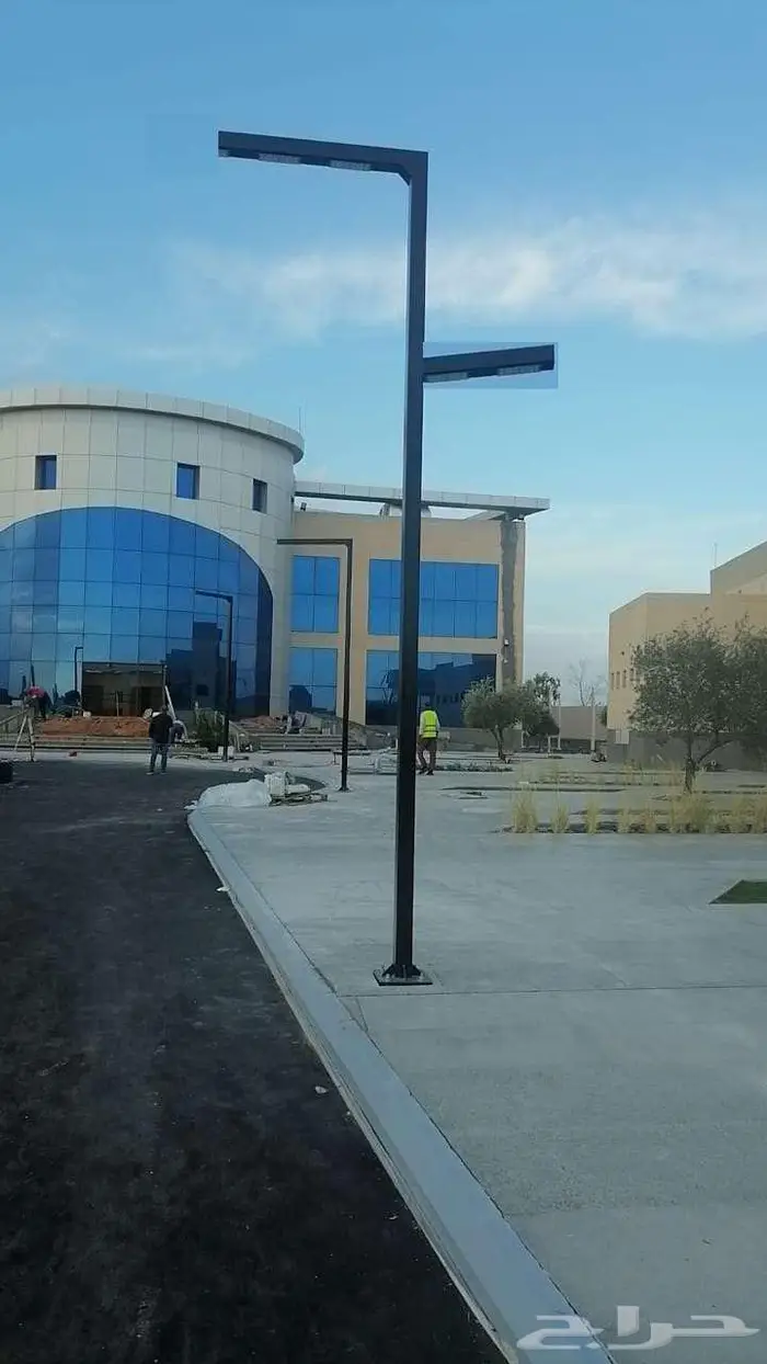 اعمدة انارة ديكورية شوارع و حدائق حديد المنيوم 1