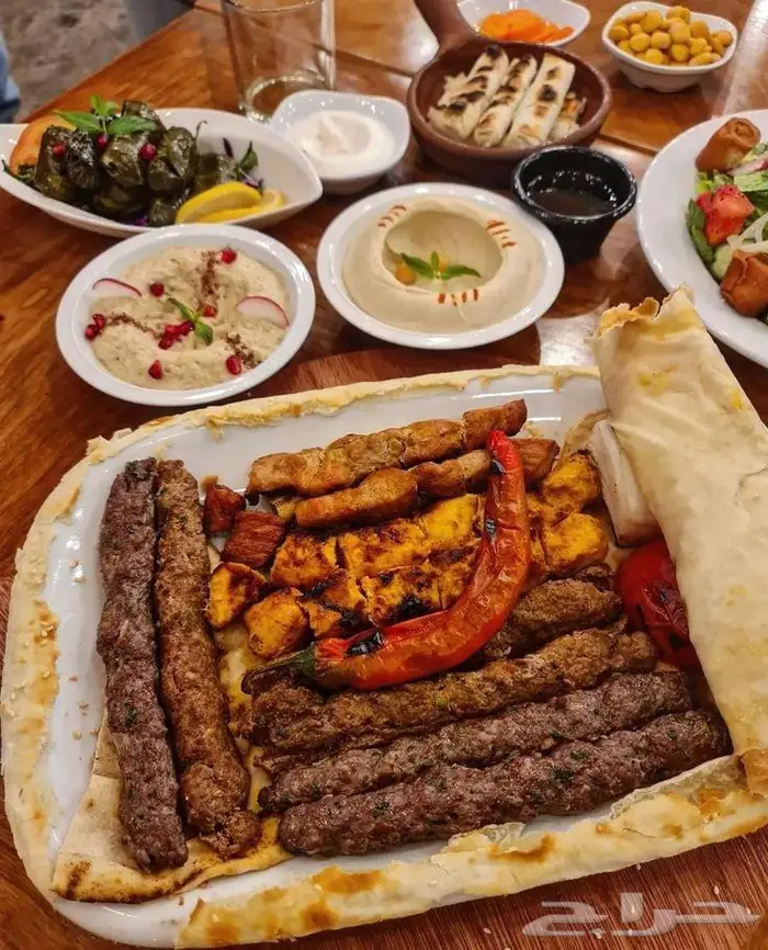 مدير تشغيل وتنفيذي براندات لاونج مطاعم 28