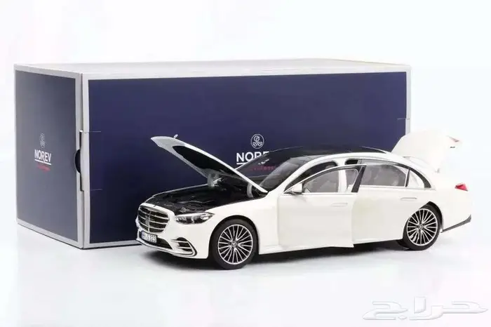 مجسم مرسيدس s class بتفاصيل عالية 6