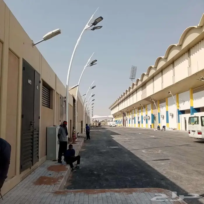 اعمدة انارة ديكورية شوارع و حدائق حديد المنيوم 4