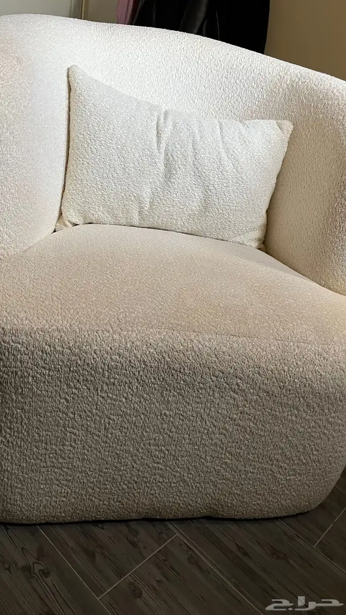 كنب بوكليه اوف وايت هوم سنتر 2