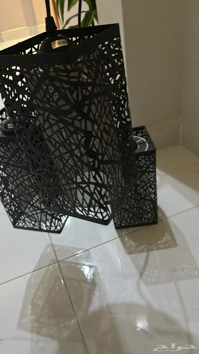 ابجورة معلقة بلمباتها ب85 2