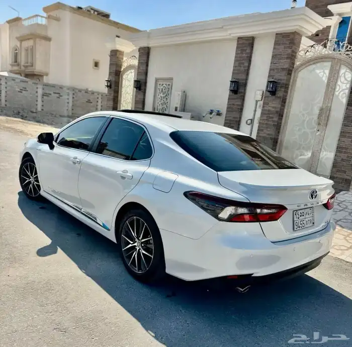 كامري GLI هايبرد 2024 لؤلوي 4
