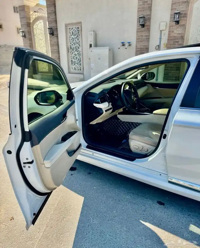 كامري GLI هايبرد 2024 لؤلوي 6