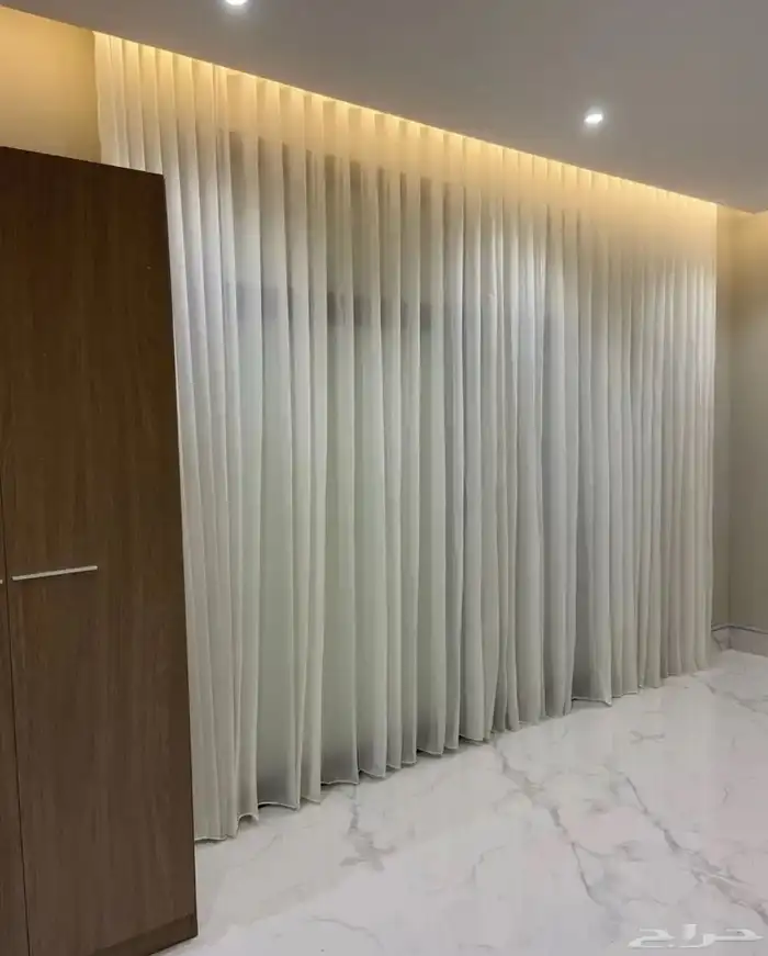 ستائر الويفي سعر المتر المربع90ريال فقط شامل كل شي 4