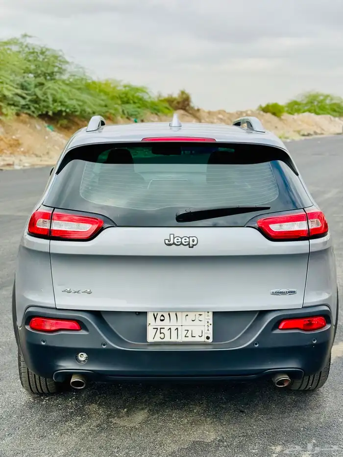 جيب شروكي 2014 4