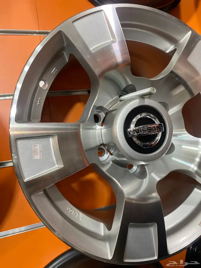 للبيع جنوط جيب نيسان سفاري 3