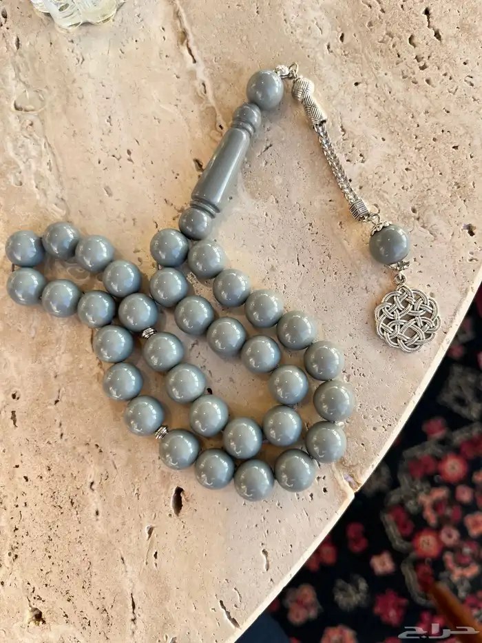 أنواع من البخور و المسك و السبحات و توزيعات العيد 0