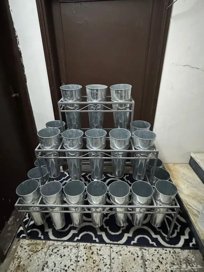 استاند ورد للعرض 1