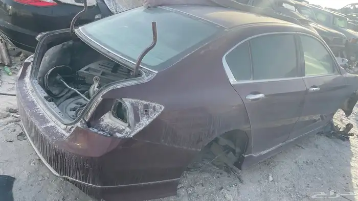 هوندا اكورد قطع غيار فقط 2015 3