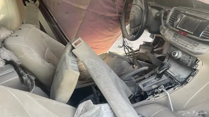 هوندا اكورد قطع غيار فقط 2015 5