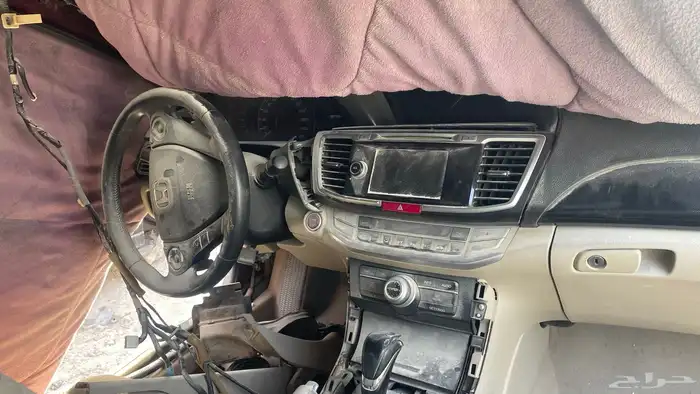 هوندا اكورد قطع غيار فقط 2015 14