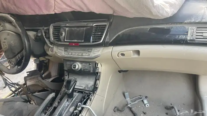 هوندا اكورد قطع غيار فقط 2015 15