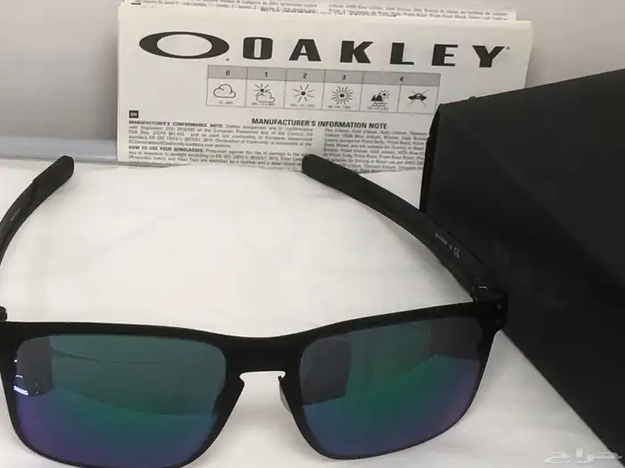 نظارة شمسية ماركة OAKLEY الامريكية ( مباع ) ( مباع ) 11