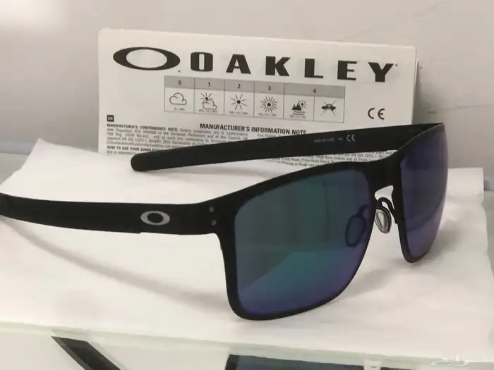 نظارة شمسية ماركة OAKLEY الامريكية ( مباع ) ( مباع ) 5