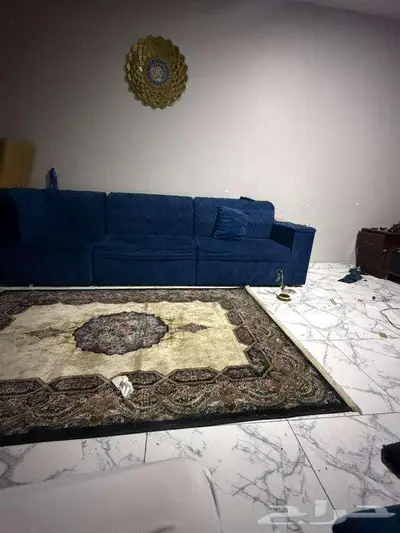 كنب في حاله جيدة جدا للبيع 3