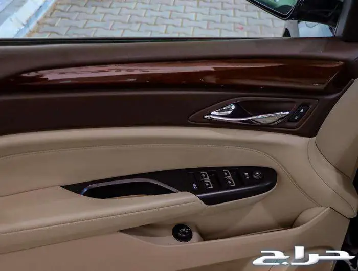 كاديلاك SRX4 موديل 2015 8