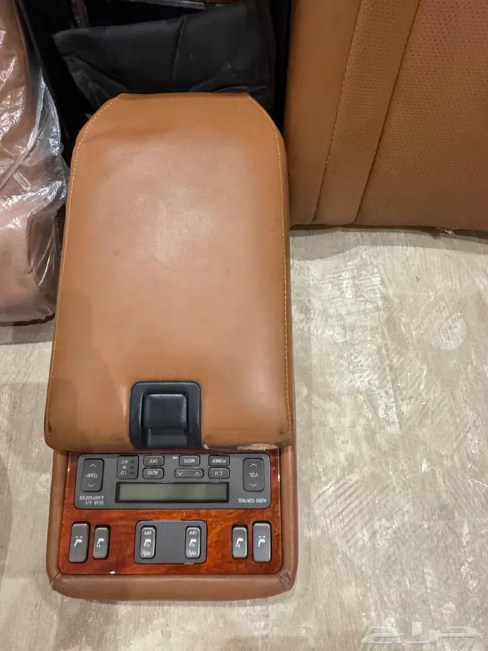 قطع داخلية لكزس LS430 من 2001 الى 2006 8