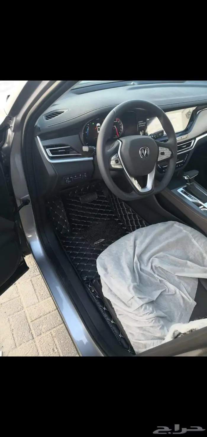 دعاسات VIP ارضيات جلد تشانجان يوني تي ولجميع السيارات 9