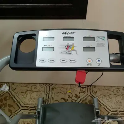 جهاز سير كهرباءي لايف جير وجهاز دراجة 0