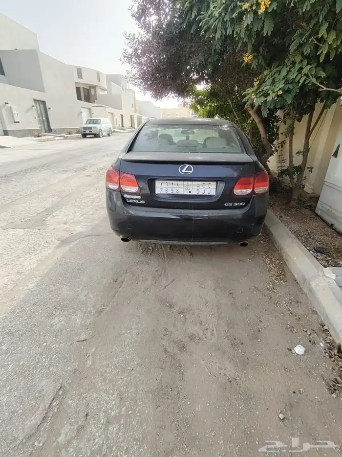 لكزس gs 300 موديل 2005 3