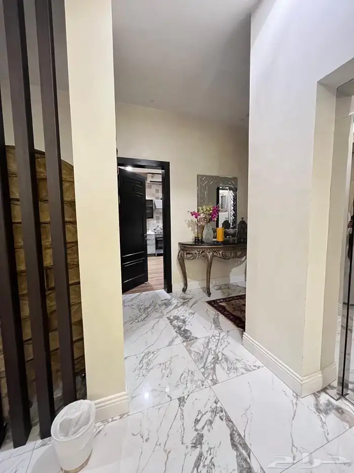 فيلا للبيع مساحه 377 درج داخلي حي النخيل 25