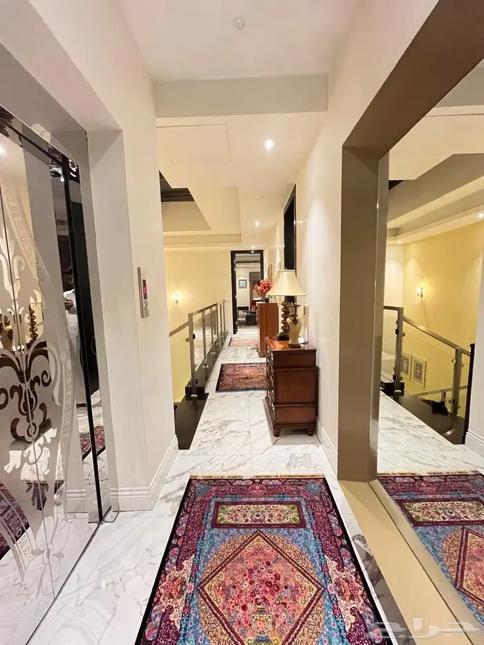فيلا للبيع مساحه 377 درج داخلي حي النخيل 7